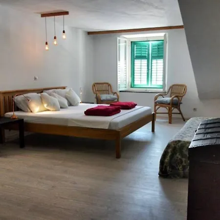 The Heart Of Hvar Apartment *